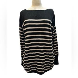 Banana Republic Striped Crew Neck Sweater in Black and White